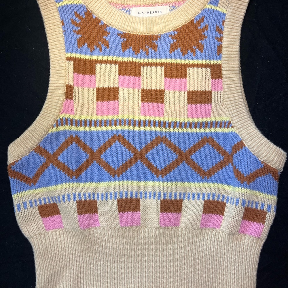 La Hearts Women's Colorful Patterned Sweater Vest